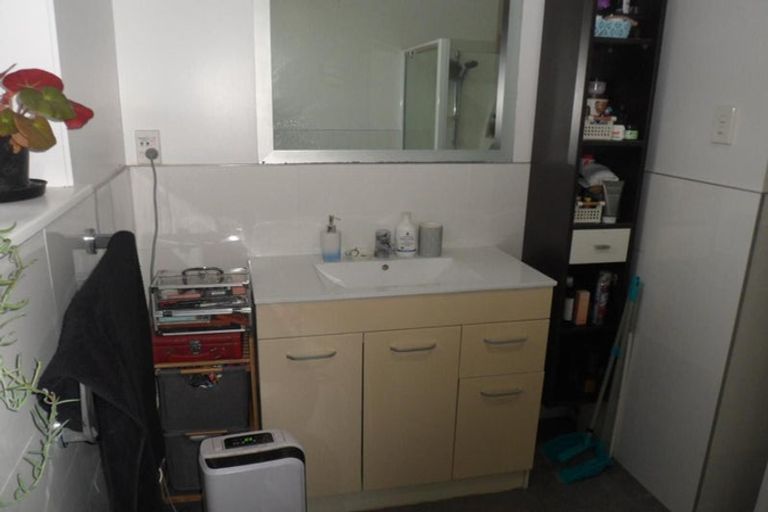 Photo of property in 9 Sunshine Avenue, Karori, Wellington, 6012