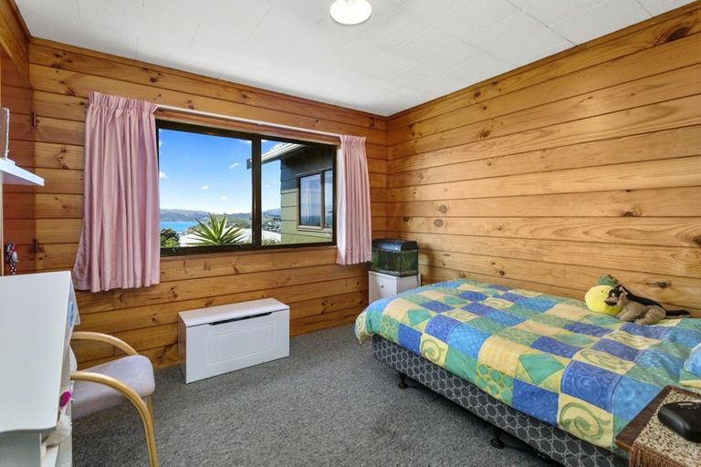 Photo of property in 21 Tuna Terrace, Titahi Bay, Porirua, 5022