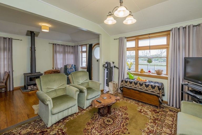 Photo of property in 2 Vance Street, Shannon, 4821