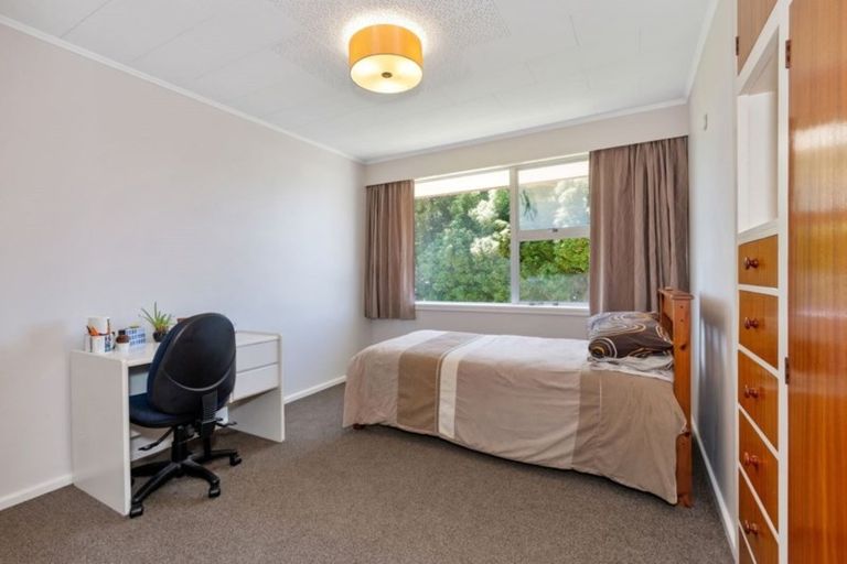 Photo of property in 20 Freebairn Street, Redwood, Christchurch, 8051