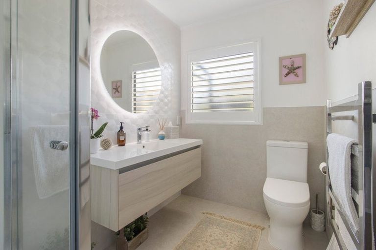 Photo of property in 57 Links View Drive, Omokoroa, 3114