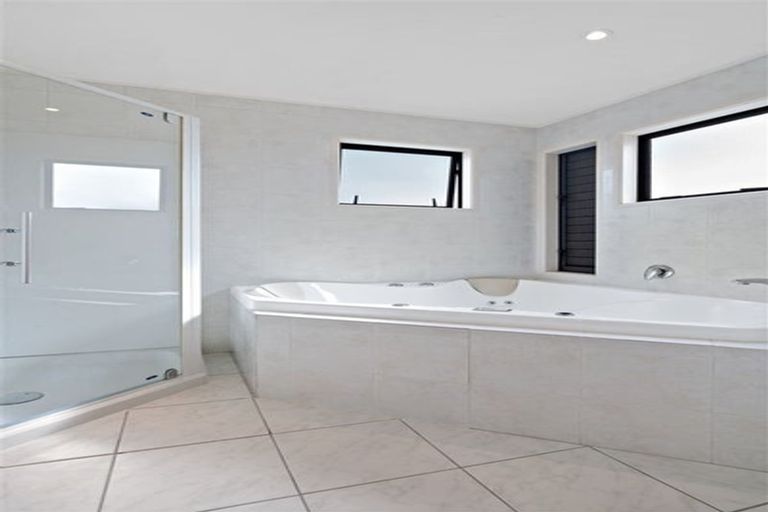 Photo of property in 7 Eynsham Court, Dannemora, Auckland, 2016