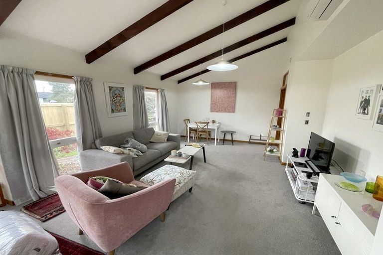 Photo of property in 5 Raekura Place, Redcliffs, Christchurch, 8081