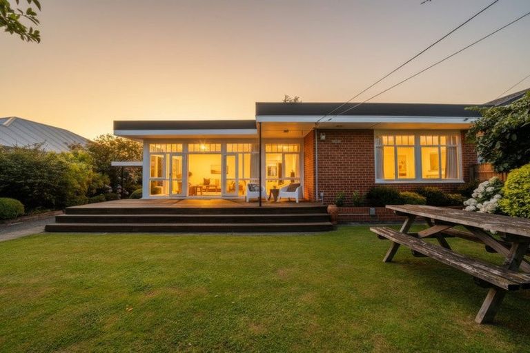 Photo of property in 968 High Street, Avalon, Lower Hutt, 5011