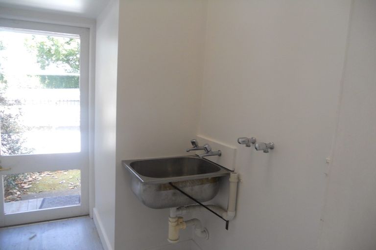 Photo of property in 128 Calliope Road, Stanley Point, Auckland, 0624
