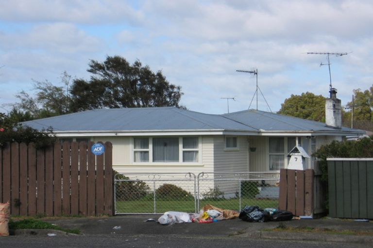 Photo of property in 7 Farrier Grove, Featherston, 5710
