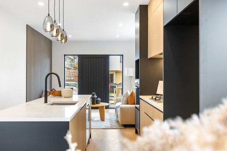 Photo of property in 17 Cordyline Street, Westgate, 0814