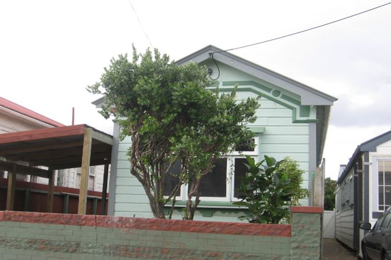 Photo of property in 8 Beach Street, Petone, Lower Hutt, 5012