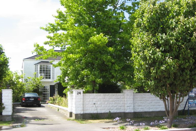 Photo of property in 2/24 Wroxton Terrace, Merivale, Christchurch, 8014