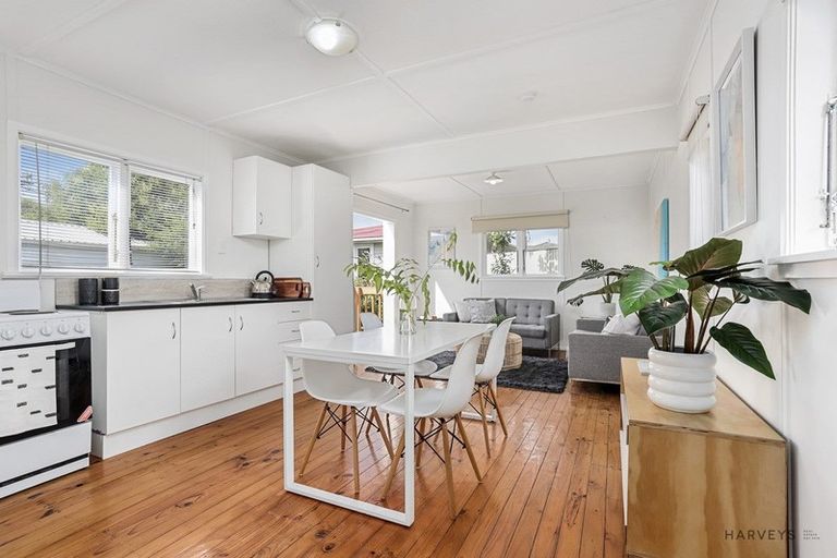 Photo of property in 35 Metcalfe Road, Ranui, Auckland, 0612