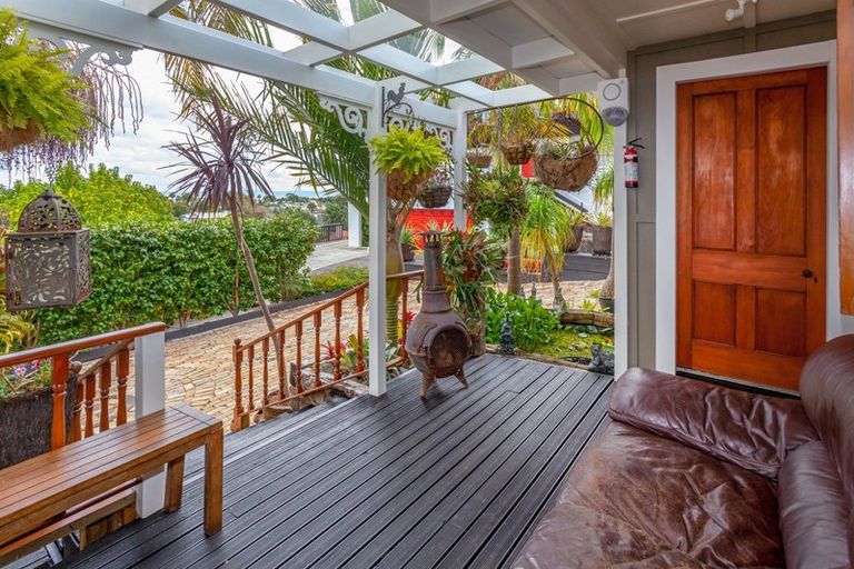 Photo of property in 107 Brunton Crescent, Thames, 3500