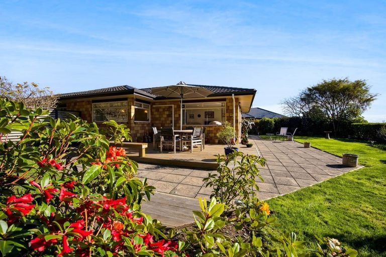 Photo of property in 7 Manuka Place, Whalers Gate, New Plymouth, 4310