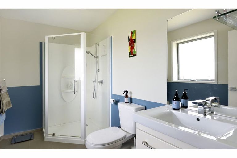 Photo of property in 15 Wanderers Avenue, Brightwater, 7022