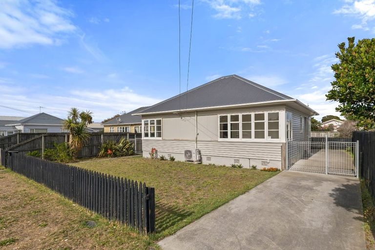 Photo of property in 22 Oram Avenue, New Brighton, Christchurch, 8061