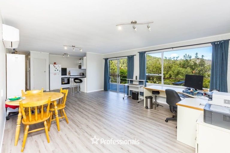 Photo of property in 151 Kamahi Street, Stokes Valley, Lower Hutt, 5019