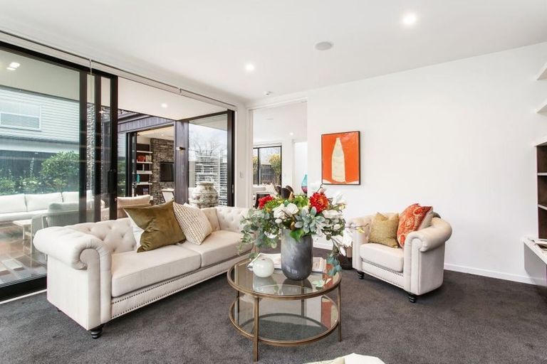 Photo of property in 79 Fendalton Road, Fendalton, Christchurch, 8014