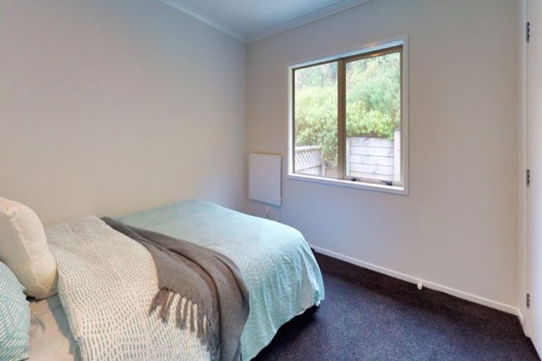 Photo of property in 17 Sirsi Terrace, Broadmeadows, Wellington, 6035