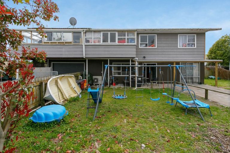 Photo of property in 26 Invergarry Road, Hilltop, Taupo, 3330