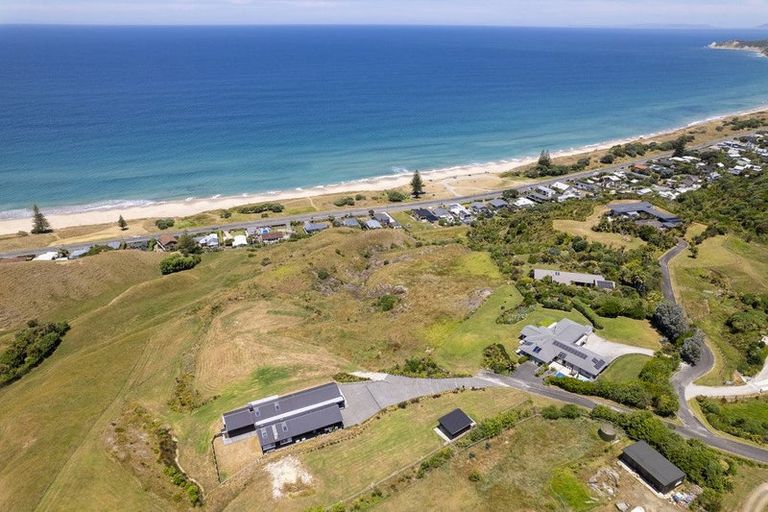 Photo of property in 91 Winifred Street, Okitu, Gisborne, 4010