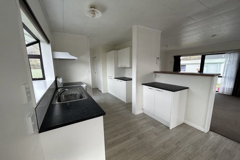 Photo of property in 46b Aquarius Drive, Kawaha Point, Rotorua, 3010