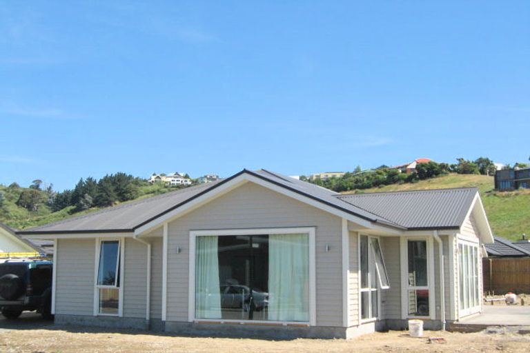 Photo of property in 12 Holbrook Way, Westmorland, Christchurch, 8025