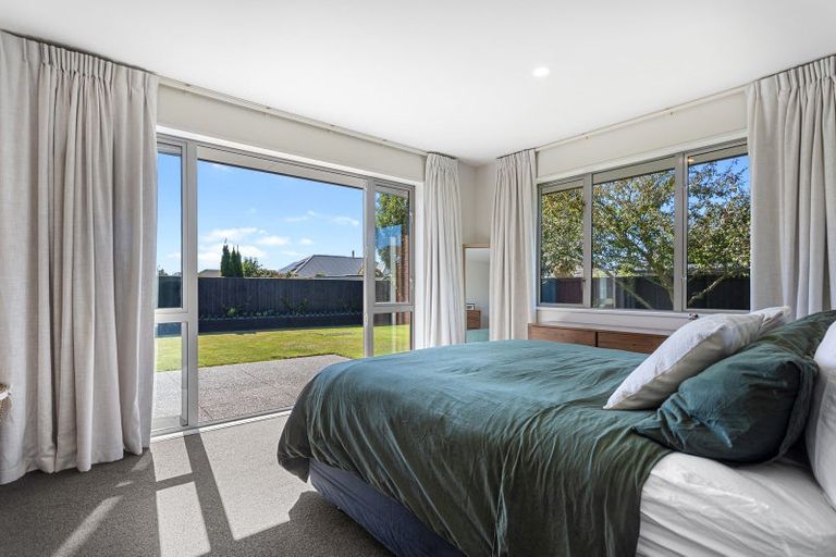 Photo of property in 15 Melville Crescent, Rolleston, 7614