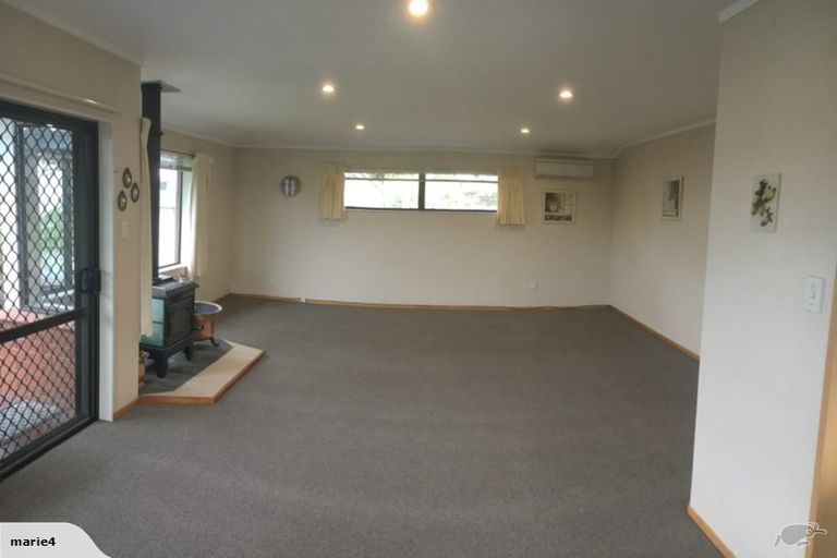 Photo of property in 14 Bennelong Place, Havelock North, 4130