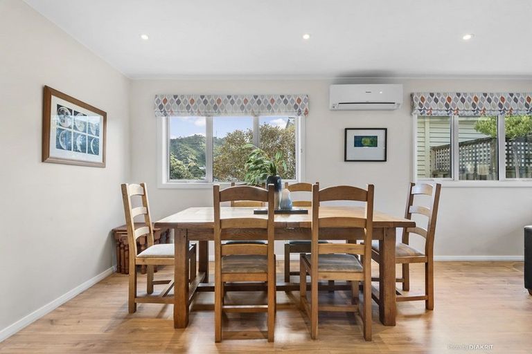 Photo of property in 19 Lochiel Road, Khandallah, Wellington, 6035