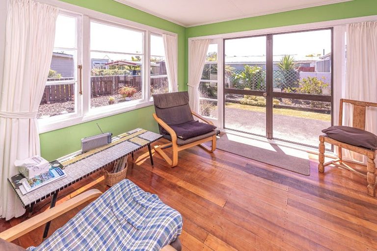 Photo of property in 51 Durie Street, Durie Hill, Whanganui, 4500