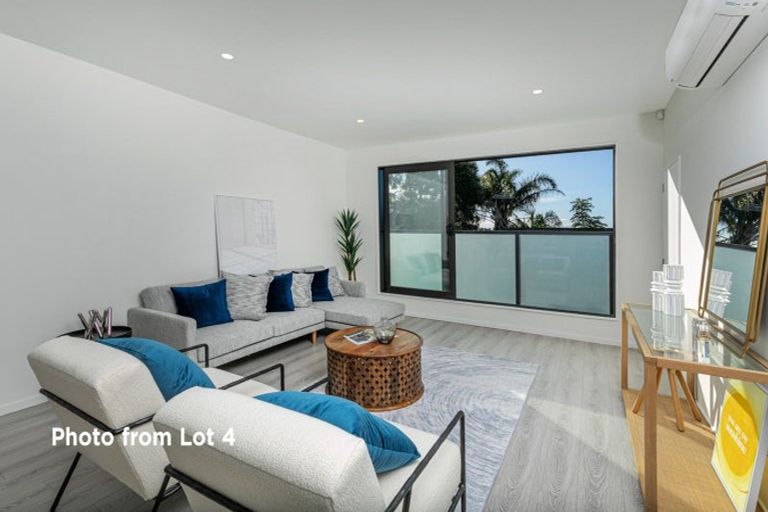 Photo of property in 4/20 Penzance Road, Mairangi Bay, Auckland, 0630