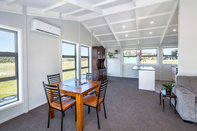 Photo of property in 59 Western Lake Road, Western Lake, Featherston, 5773