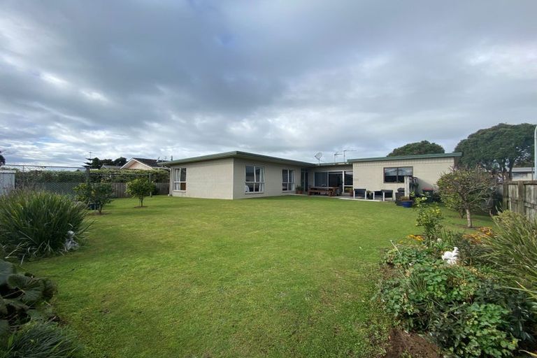 Photo of property in 1 Sarten Street, Waitara, 4320