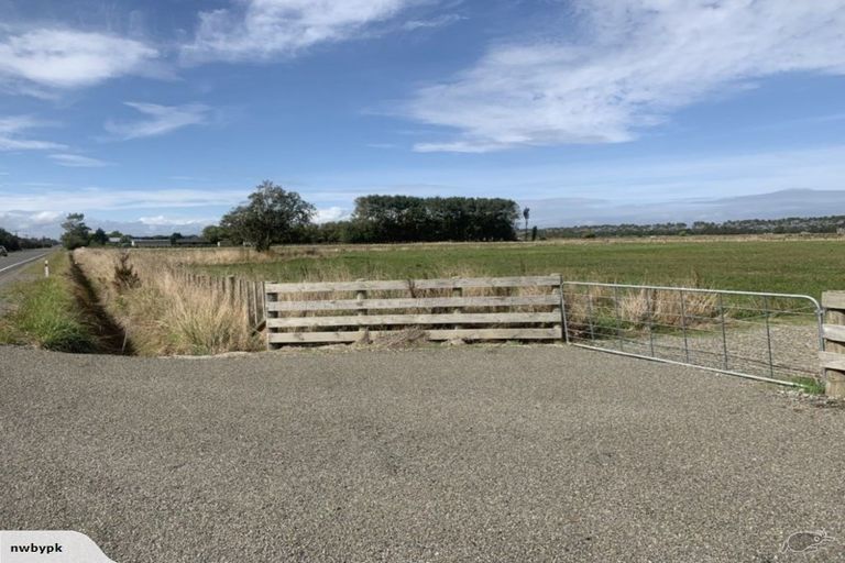 Photo of property in 98 Newbury Line, Newbury, Palmerston North, 4478