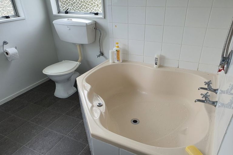 Photo of property in 13b Burdendale Grove, Churton Park, Wellington, 6037