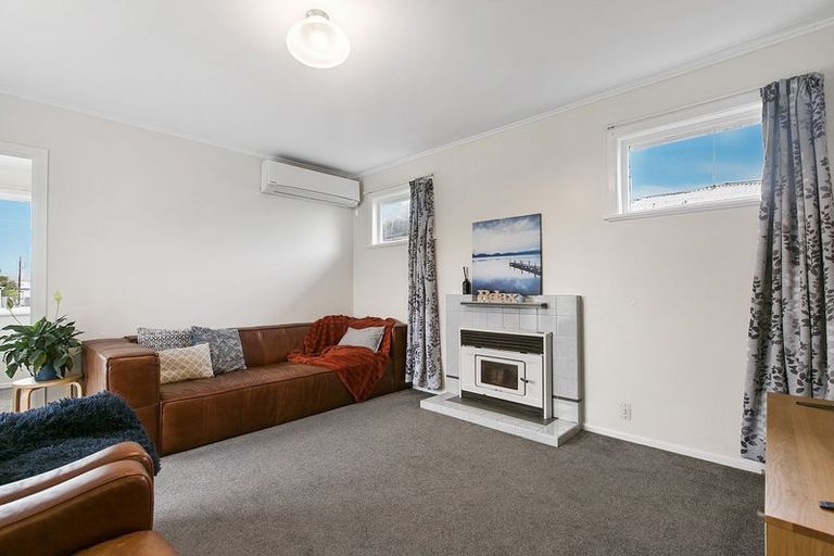 Photo of property in 65 Greenmeadows Avenue, Manurewa East, Auckland, 2102