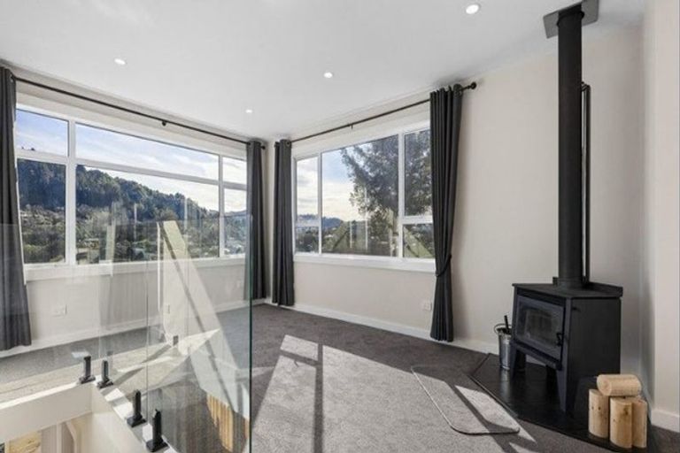 Photo of property in 85 Wickliffe Terrace, Port Chalmers, 9023