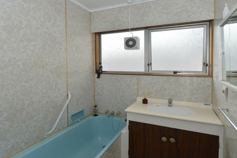 Photo of property in 4/266 Western Hills Drive, Avenues, Whangarei, 0110