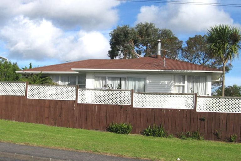 Photo of property in 23 Wharf Road, Te Atatu Peninsula, Auckland, 0610