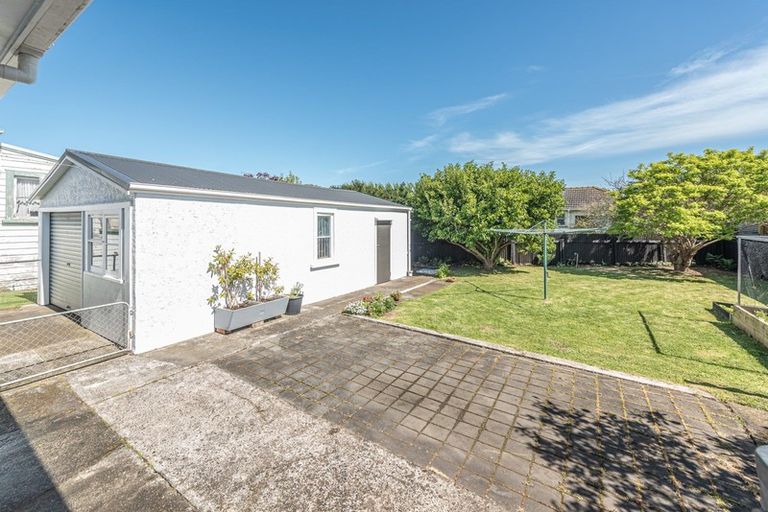 Photo of property in 5 Hurworth Place, College Estate, Whanganui, 4500