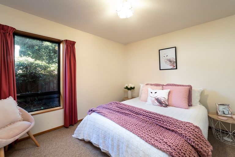 Photo of property in 2/39 Sparks Road, Hoon Hay, Christchurch, 8025