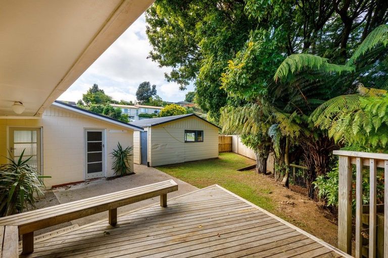 Photo of property in 235 Heta Road, Merrilands, New Plymouth, 4312