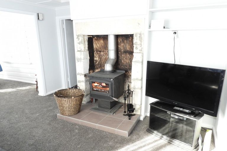 Photo of property in 37 Lincoln Street, Hampden, 9410