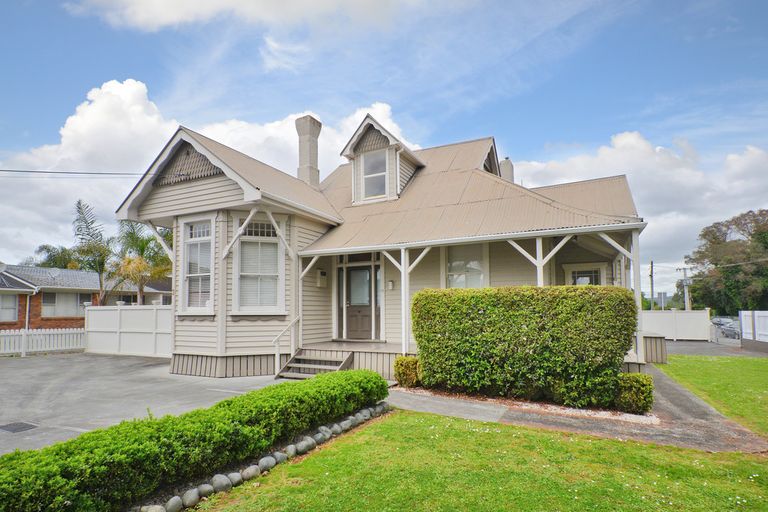 Photo of property in 13 Manse Street, Regent, Whangarei, 0112