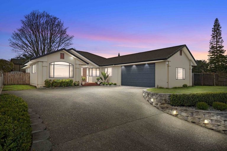 Photo of property in 18 Tonkin Place, Buckland, Pukekohe, 2677