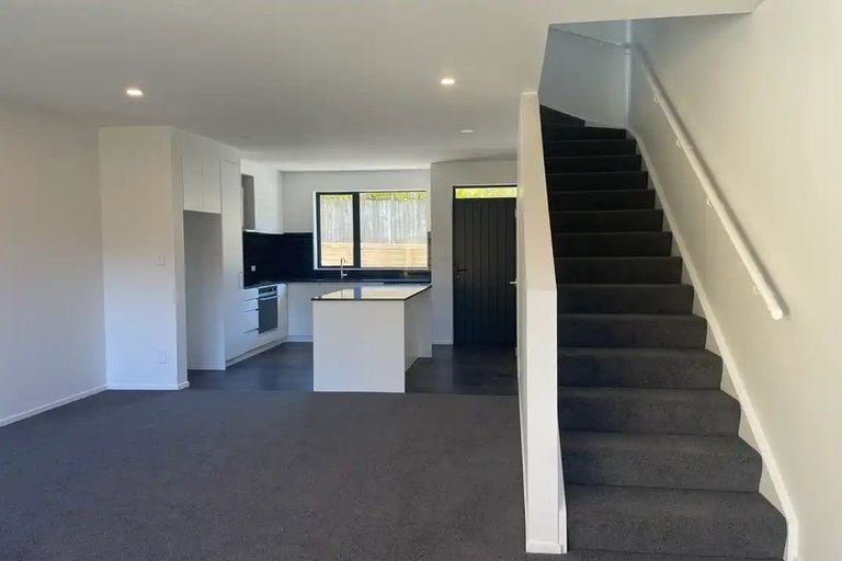 Photo of property in 71 Raukawa Street, Strathmore Park, Wellington, 6022