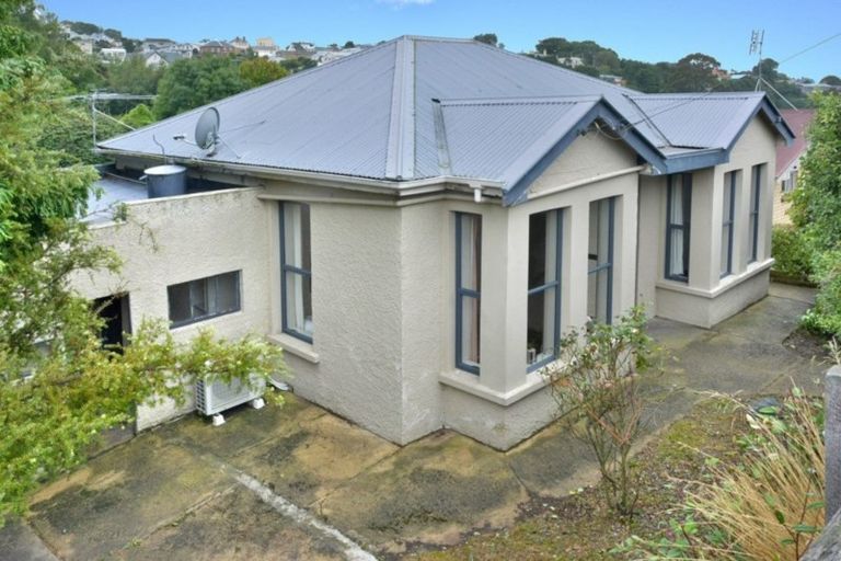 Photo of property in 63 Argyle Street, Mornington, Dunedin, 9011