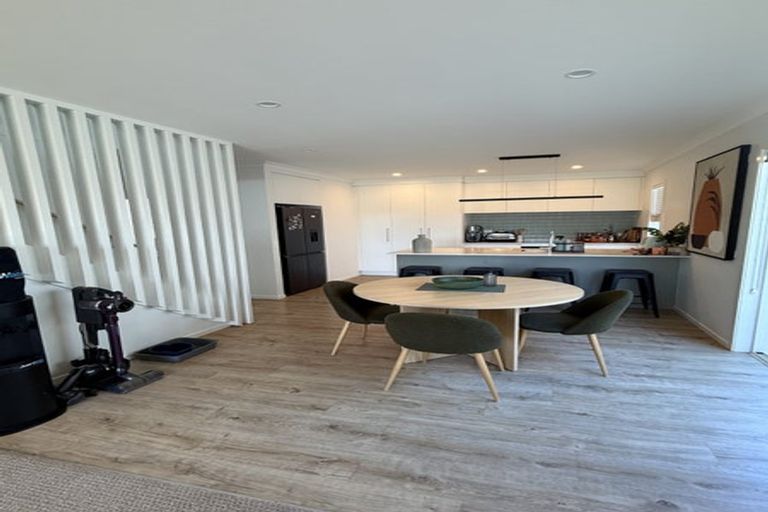 Photo of property in 92 Pallida Crescent, Papamoa Beach, 3118