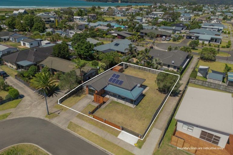 Photo of property in 11 Clipper Place, Whitianga, 3510