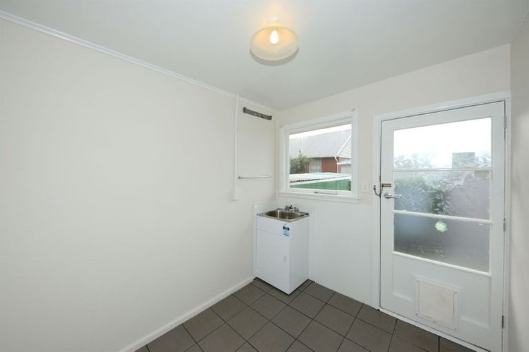 Photo of property in 2/345 Breezes Road, Aranui, Christchurch, 8061