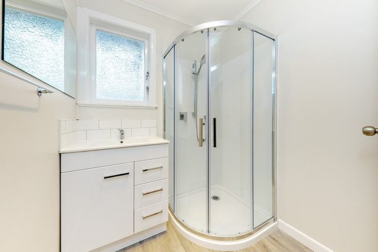 Photo of property in 16 Noel Burnside Road, Wiri, Auckland, 2025